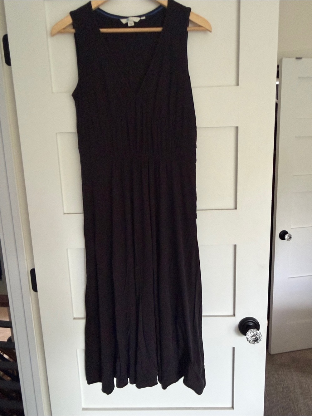 Boden Black Sleeveless V-Neck Knit Maxi Dress